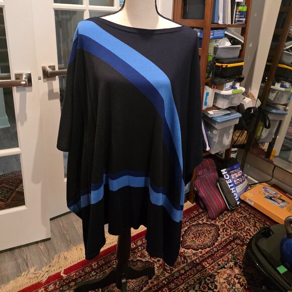 St. John Collection Navy and Light Blue Striped Cape/Poncho. Size M/L - Picture 1 of 6